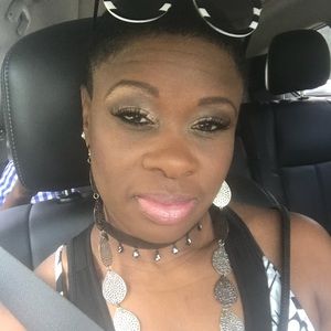 Meet your Posher, Chandra